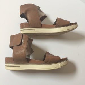 Eileen Fisher Spree Sport Sandals Tan Taupe 6.5